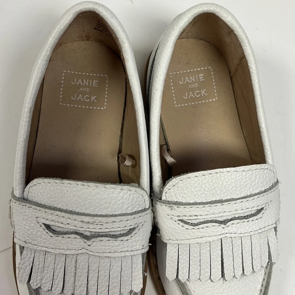 Janie and Jack Girls White Leather Kiltie Penny Loafers Size 5 Like New